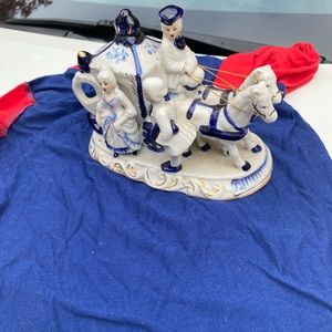 Vintage, porcelain horse and carriage